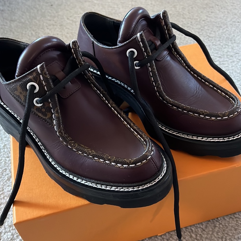 SOLD!!! In a different site (Louis Vuitton Platform Derby in Bordeaux